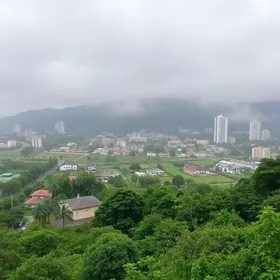 tempo úmido em Brusque
