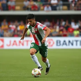 Brusque empresta lateral Matheus Pivô