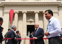 Governador participa da abertura de templo em Brusque