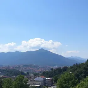 Brusque deve ter um dia com céu parcialmente limpo
