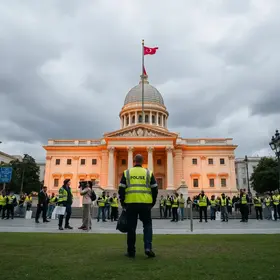 demissões de servidores efetivos na Prefeitura de Brusque
