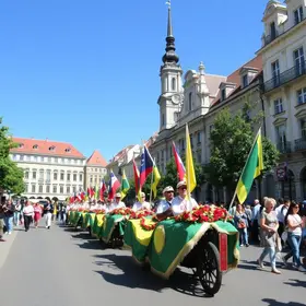 desfile 7 de setembro brusque